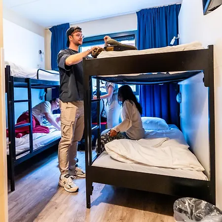 Bud Gett Hostels-2